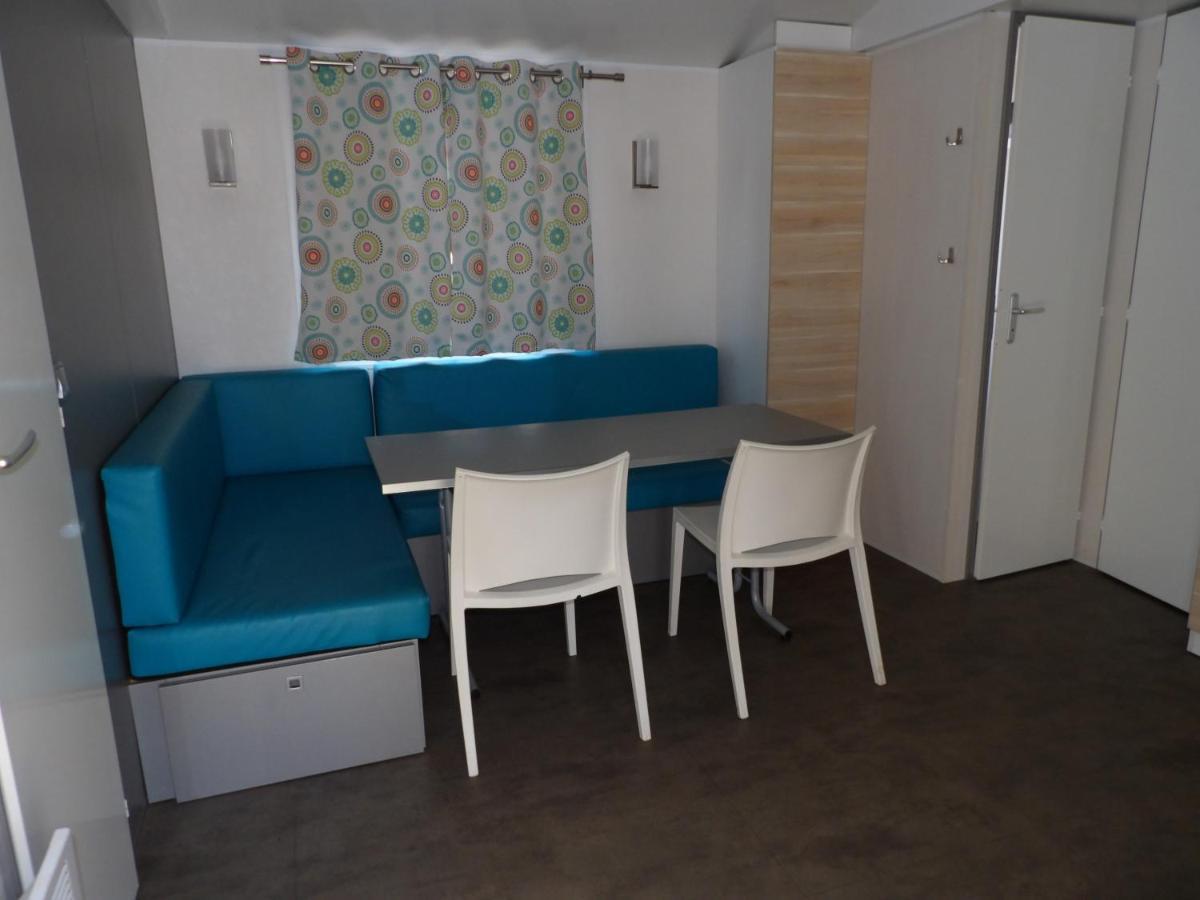 Limeuil Mobil-Home Terrasse Semi-Couverte מראה חיצוני תמונה